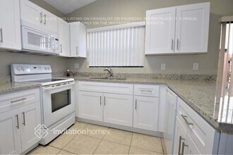 11433 SW 74th Terrace in Miami, FL - Building Photo - Building Photo
