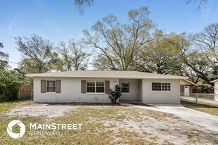 4208 King Alfred Dr in Tampa, FL - Building Photo