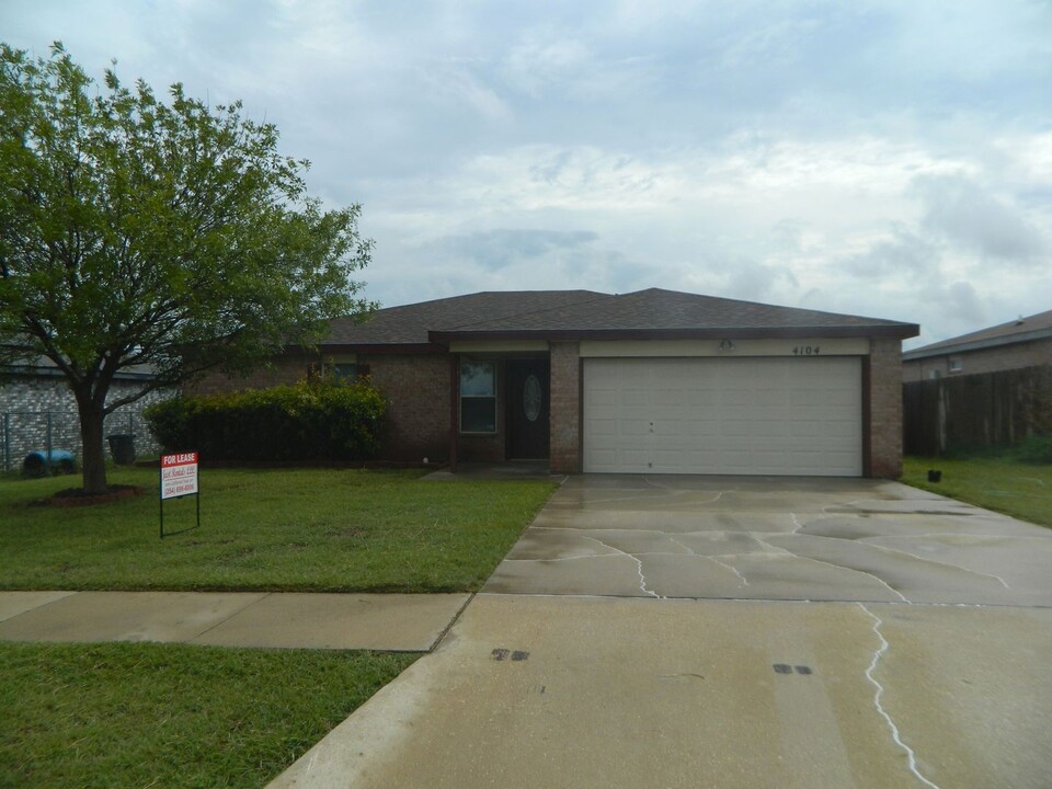 4104 Stallion Dr in Killeen, TX - Building Photo