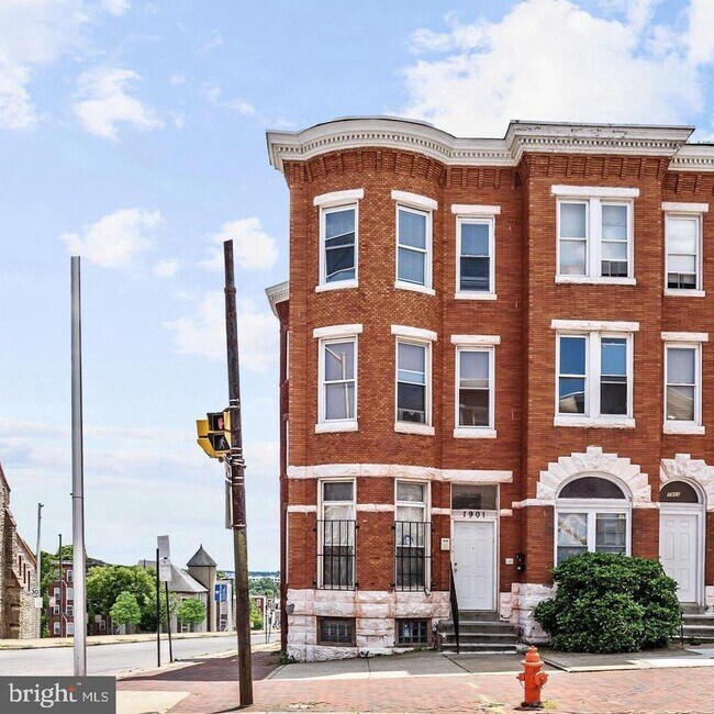 property at 1901 W Baltimore St