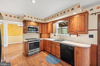 1236 Ellis Cir in West Chester, PA - Building Photo - Building Photo