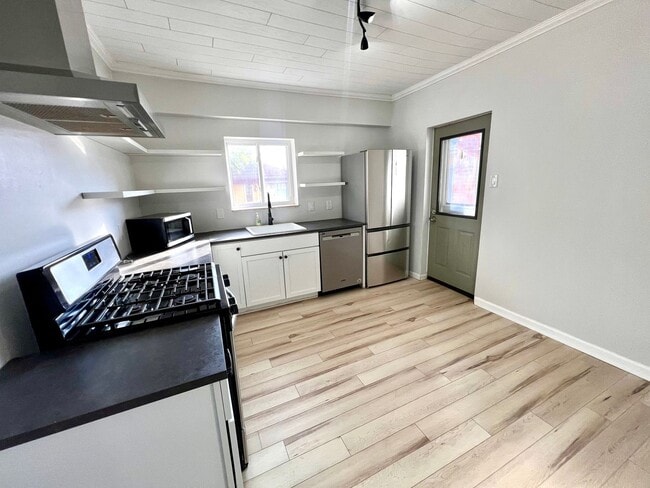 210 18th St in Pittsburgh, PA - Building Photo - Building Photo