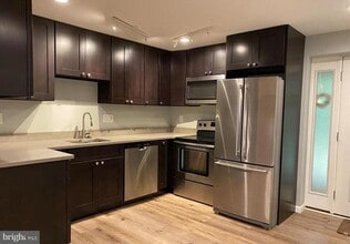 1631 Bennington Hollow Ln in Reston, VA - Building Photo - Building Photo