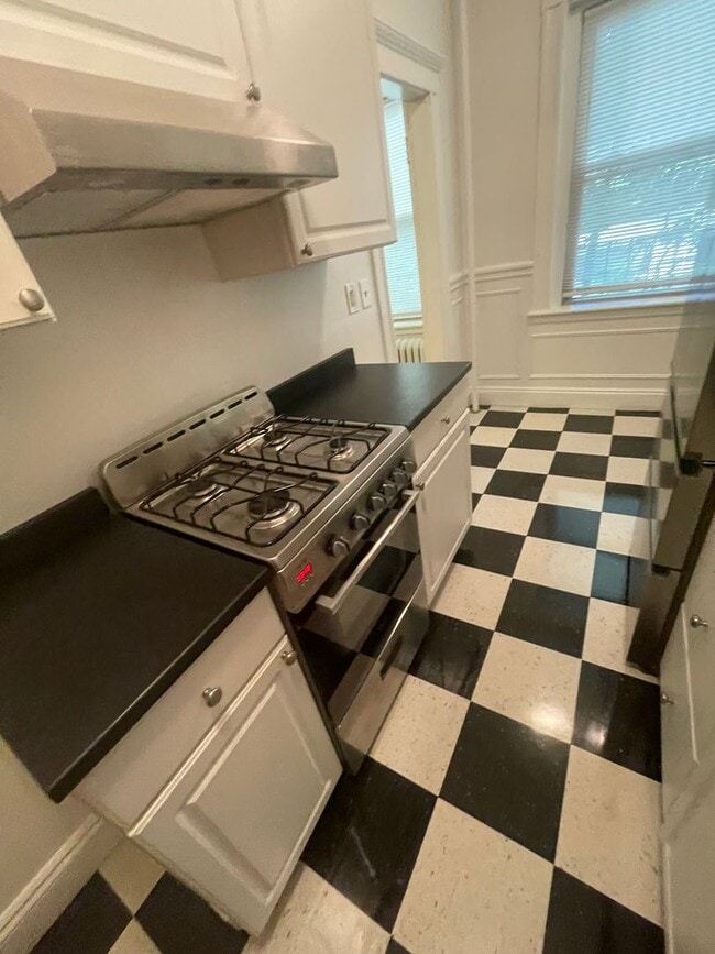 property at 108 Brainerd Rd