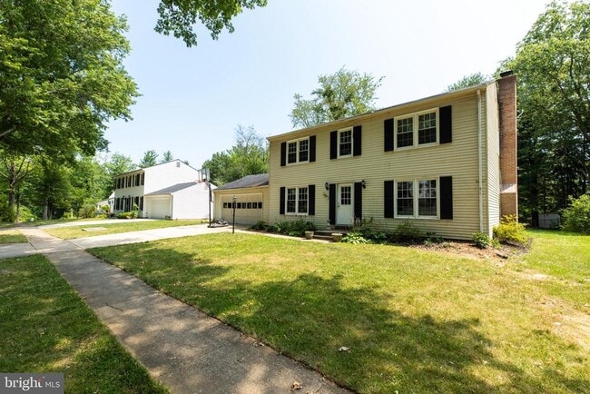 2527 Lindley Terrace in Rockville, MD - Building Photo - Building Photo