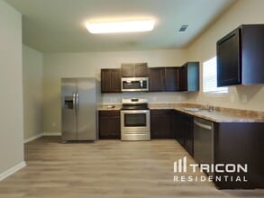 16 Atlas Dr in Cartersville, GA - Building Photo - Building Photo
