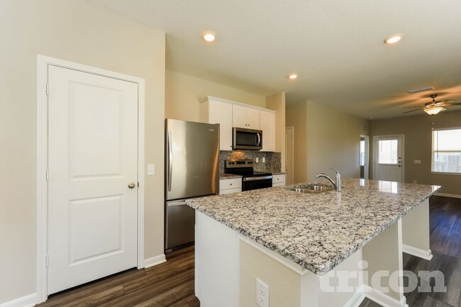 14388 Gunsight Pass in San Antonio, TX - Building Photo - Building Photo