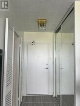 15 Vicora Linkway in Toronto, ON - Building Photo - Building Photo