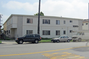 10970 S Figueroa St Apartments