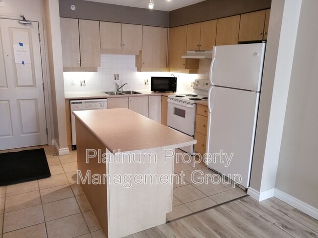 property at 650-1510 10 St SW