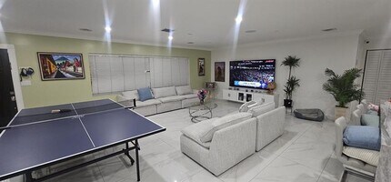 5424 Jackson St in Hollywood, FL - Building Photo - Building Photo