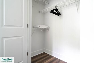 2101 Lakeside Lofts Cir in Cary, NC - Building Photo - Building Photo