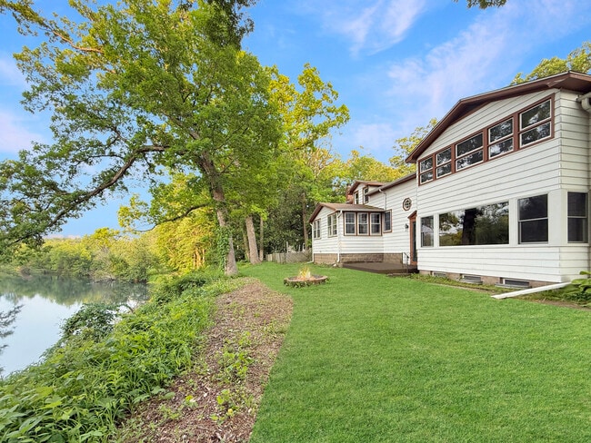 property at 9343 Shady Ln