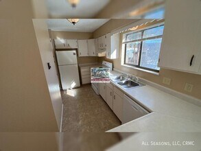 1525 Spring Valley Dr in Colorado Springs, CO - Building Photo - Building Photo