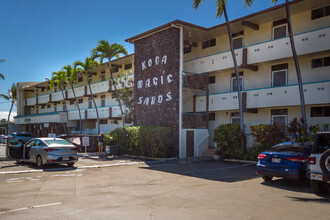 Kona Magic Sands in Kailua Kona, HI - Building Photo - Building Photo