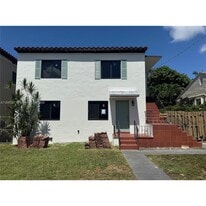 1136 SW 12th Ct in Miami, FL - Building Photo