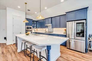 276 Double L Dr in Dripping Springs, TX - Building Photo