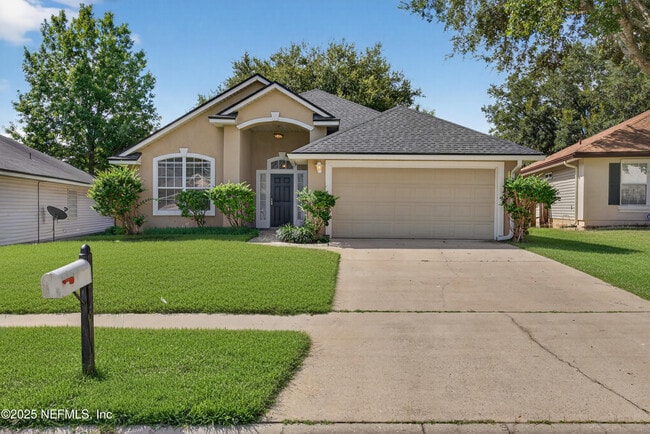 2821 Cross Creek Dr in Green Cove Springs, FL - Building Photo - Building Photo