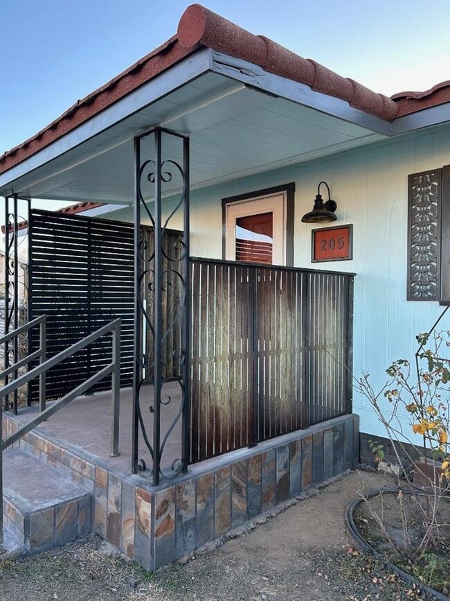 property at 205 S 11th St