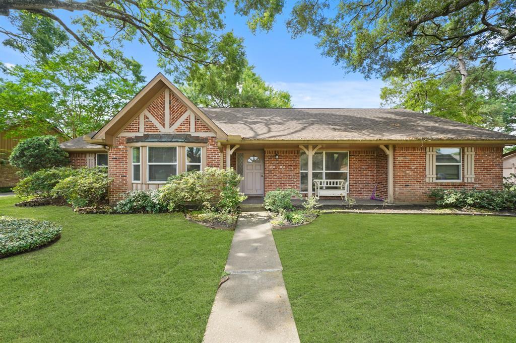 5439 Imogene St in Houston, TX - Building Photo