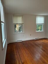 259 Old Whitfield St in Guilford, CT - Building Photo - Building Photo