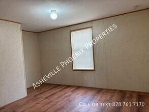 9 Otis Campbell Rd in Asheville, NC - Building Photo - Building Photo