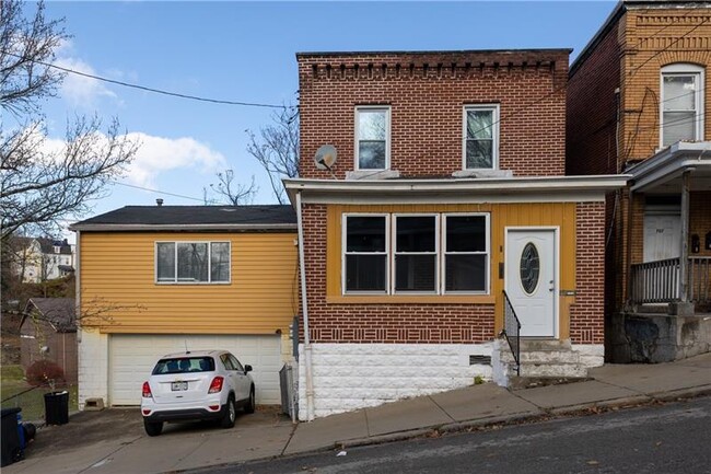 property at 705 Cherokee St