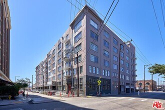 1855 Industrial St in Los Angeles, CA - Building Photo - Building Photo