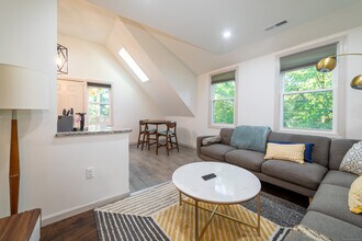 84 Sheffield Ave in New Haven, CT - Building Photo - Building Photo