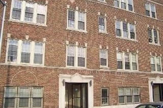 property at 3339 N Lamon Ave