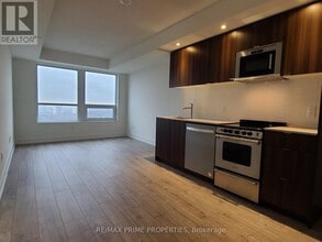 10 Eva Rd in Toronto, ON - Building Photo - Building Photo