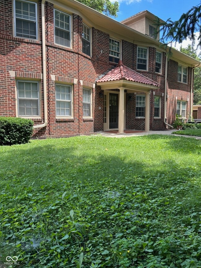 5245 Central Ave in Indianapolis, IN - Building Photo - Building Photo