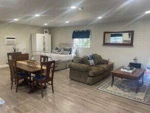 39845 Berenda Rd in Temecula, CA - Building Photo - Building Photo