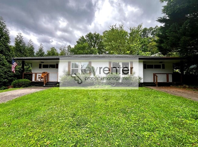 property at 904 Tremont St