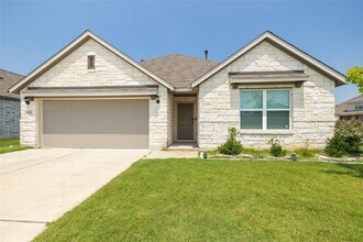 12020 Texana Trl in Manor, TX - Foto de edificio - Building Photo