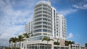 401 N Birch Rd, Unit 1014 in Fort Lauderdale, FL - Building Photo