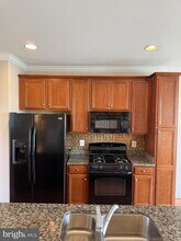 89 Hunting Creek Ln in Stafford, VA - Building Photo - Building Photo