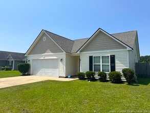 238 Roanoke Dr in Raeford, NC - Building Photo - Building Photo