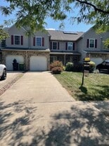 8116 Heritage Dr in Alburtis, PA - Building Photo