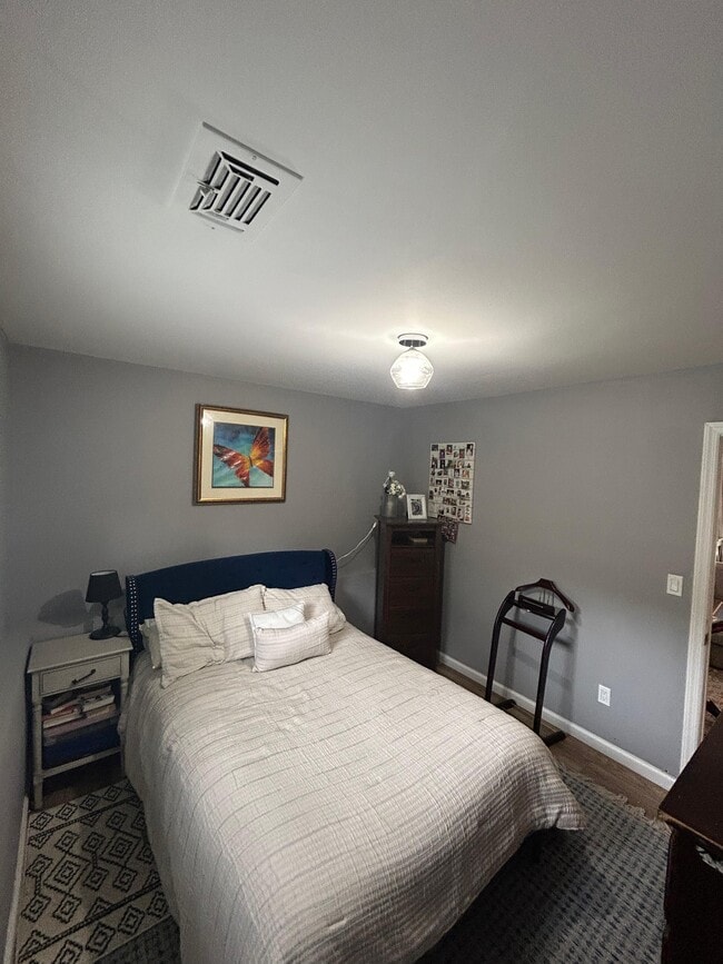 12 Jason Ln, Unit unit 1 in Mamaroneck, NY - Building Photo - Building Photo