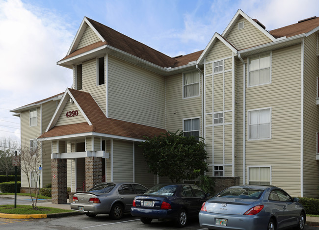 Tivoli Apartments in Oviedo, FL - Building Photo - Building Photo