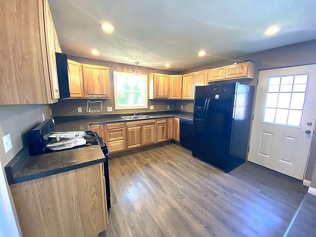 property at 212 E Lowell St