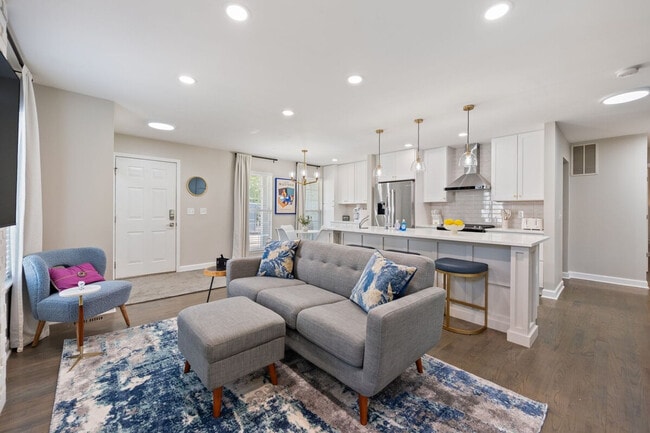 14237 S Newberg Ct