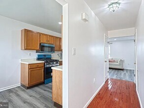 6212 Spring Knoll Dr in Harrisburg, PA - Foto de edificio - Building Photo