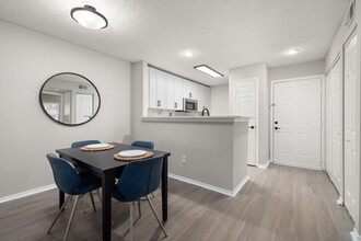 Hamilton Ridge in Raleigh, NC - Building Photo - Building Photo