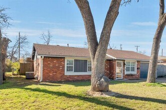 2320 Meadow Lark in Irving, TX - Building Photo - Building Photo