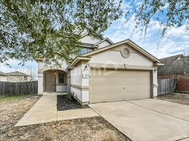 270 New Country Rd in Kyle, TX - Building Photo