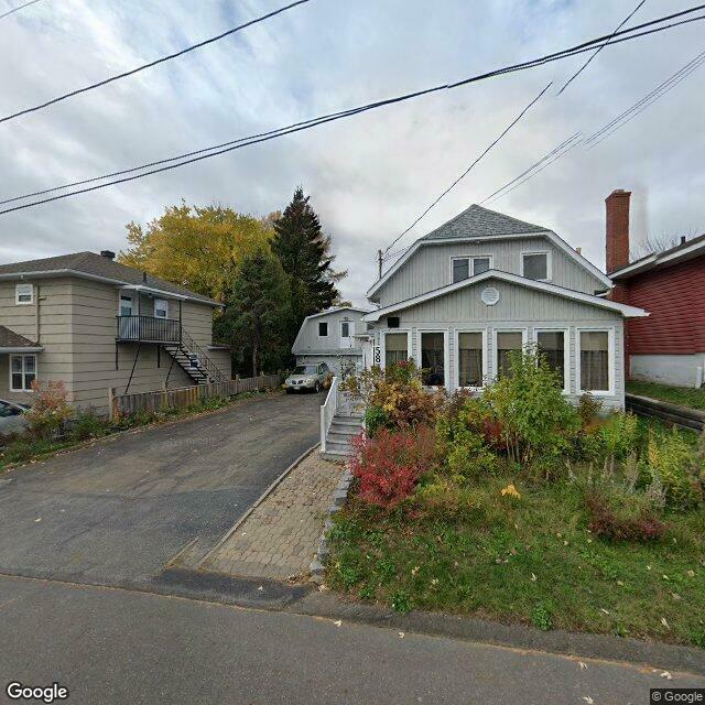 property at 58-45e 45e Av