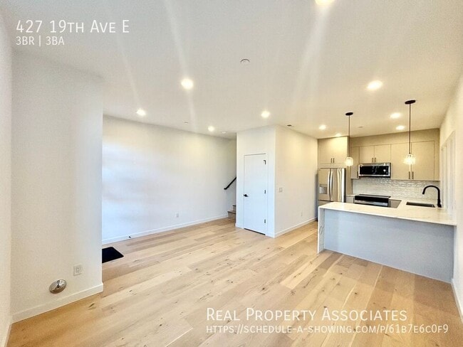 427 19th Ave E in Seattle, WA - Building Photo - Building Photo