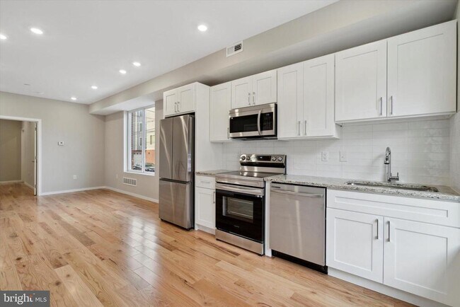 1701 W Seybert St in Philadelphia, PA - Building Photo - Building Photo